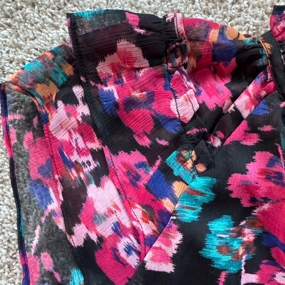 Women’s Floral Ruffle Neck Blouse Vneck top dressy size small - Picture 5 of 11